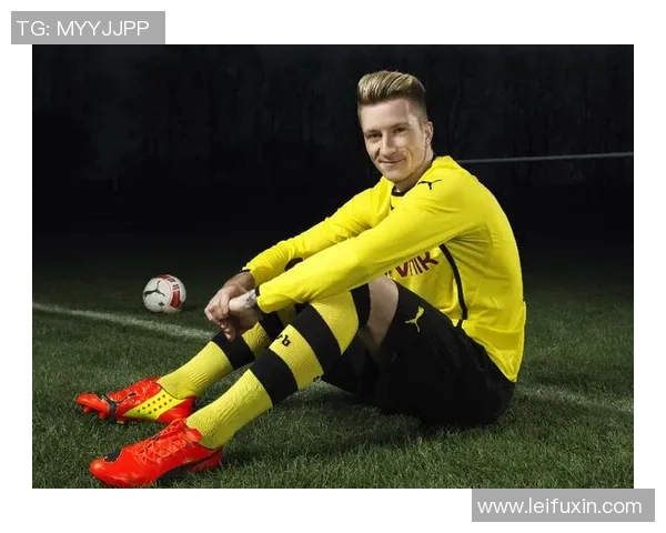 足球明星帅哥罗伊斯的传奇之路与场上风采全解析 足球明星帅哥罗伊斯的传奇之路与场上风采全解析