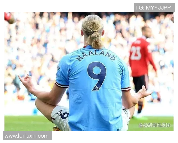 足球明星独特庆祝动作揭秘展现个性与风格的魅力瞬间 足球明星独特庆祝动作揭秘展现个性与风格的魅力瞬间